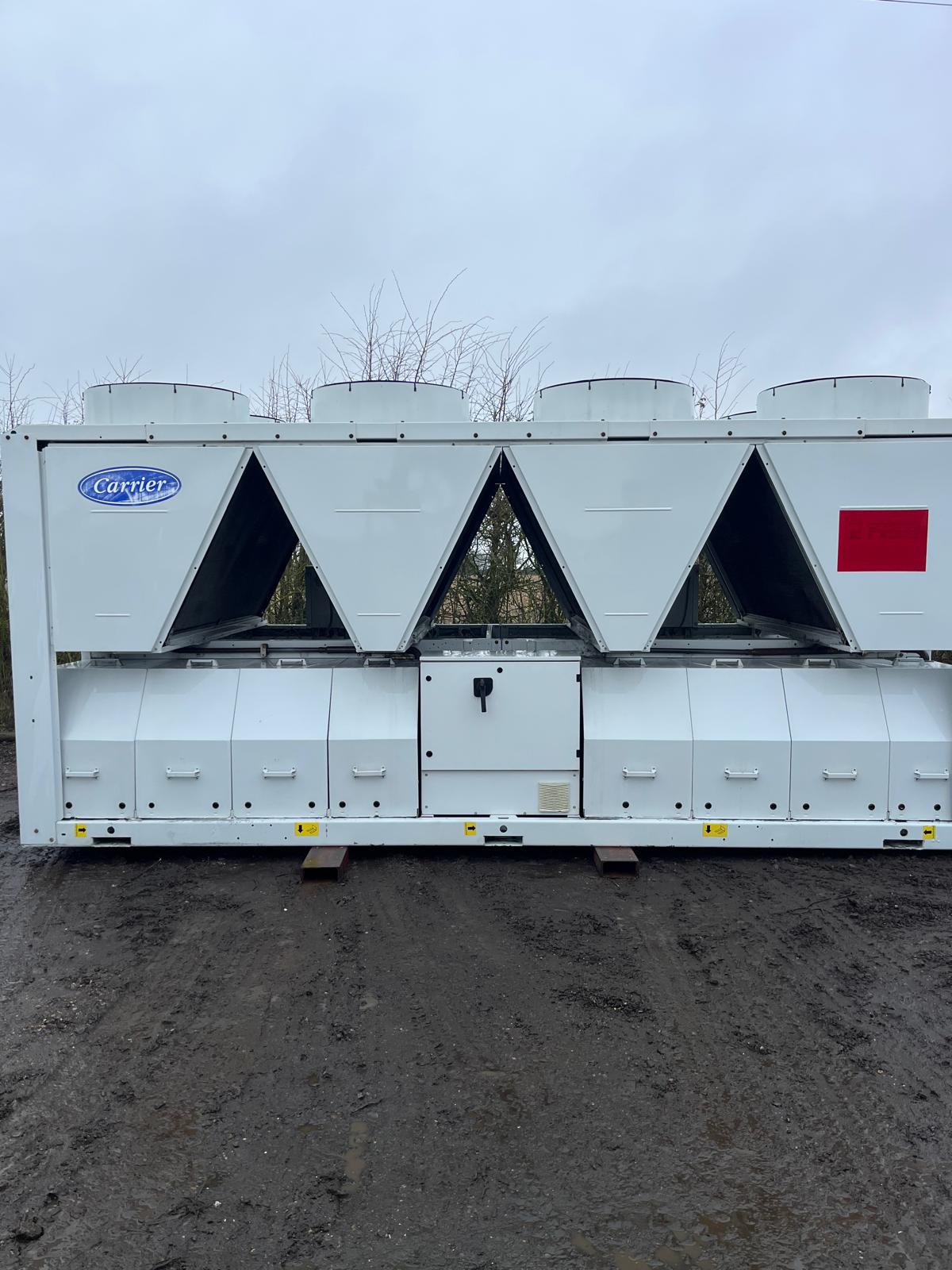 CARRIER AQUASNAP 522 KW INDUSTRIAL WATER CHILLER - Image 9